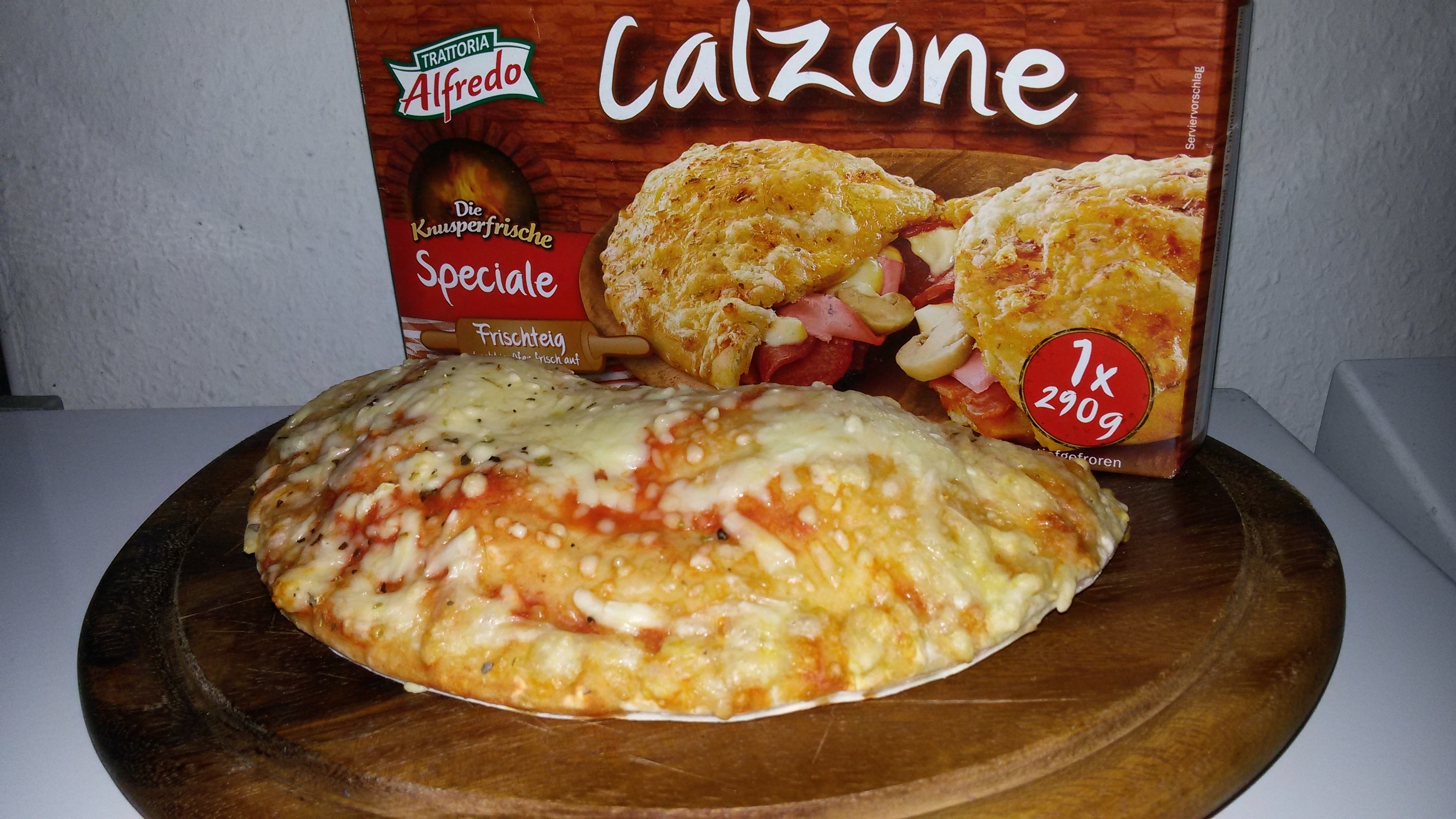 Pizza Calzone von Alfredo bei Lidl funtasworld.de